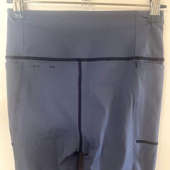 Travis Mathew Where it Counts Pocket Ponte Leggings Blue Womens XS - Picture 3 of 6